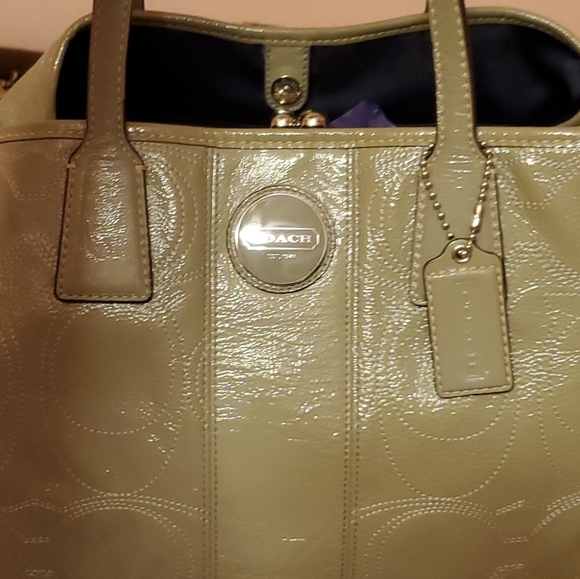 Coach handbag - Picture 2 of 4